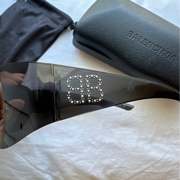 BALENCIAGA - MASK ACETATE SUNGLASSES, in BLACK - Picture 5 of 13